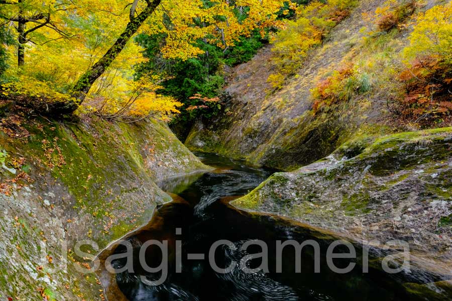 紅葉の小又峡